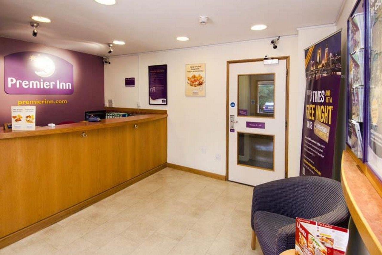 Premier Inn London Greenford Екстер'єр фото
