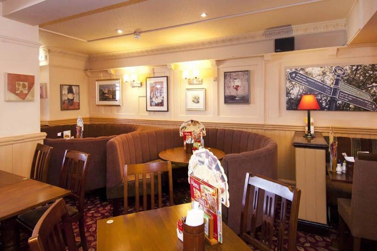 Premier Inn London Greenford Екстер'єр фото