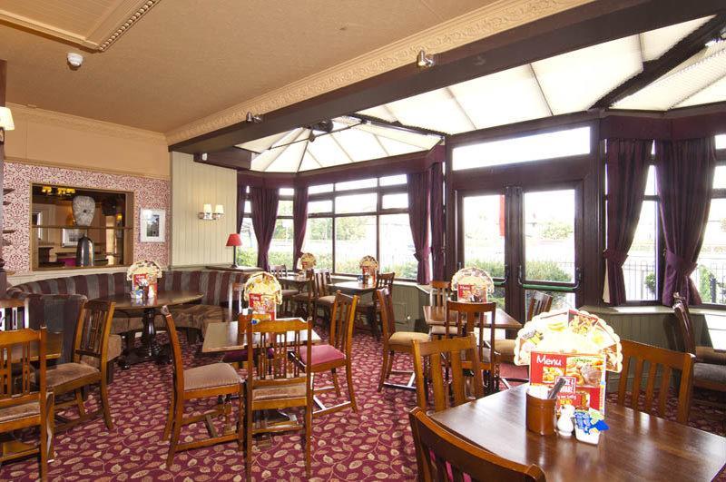 Premier Inn London Greenford Екстер'єр фото